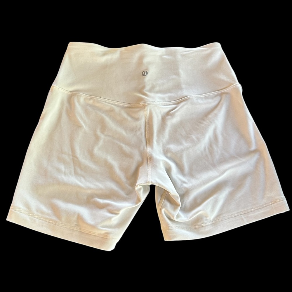Lululemon🍋Align Side Stripe Light Ivory High-Rise Shorts 6” Size 10 NWT - Picture 8 of 9